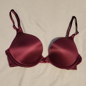 NWOT Very sexy bombshell adds-2 cups push up bra